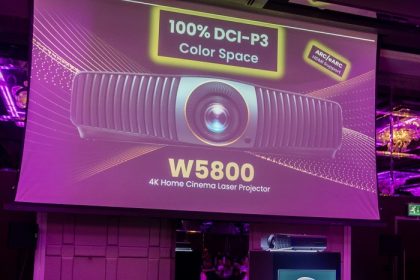 بينكيو جهاز العرض بالليزر W5800 True 4K فائق الدقة