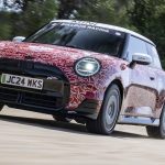 MINI John Cooper Work الكهربائية في مهرجان جودوود للسرعة قبل إطلاقها العالمي