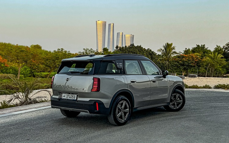  MINI Countryman تطلّ بنسخة جديدة أكبر حجماً ومزايا فريدة 