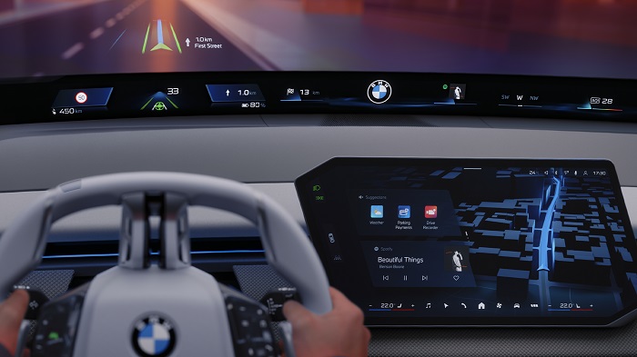 BMW Panoramic iDrive تحدث نقلة نوعية