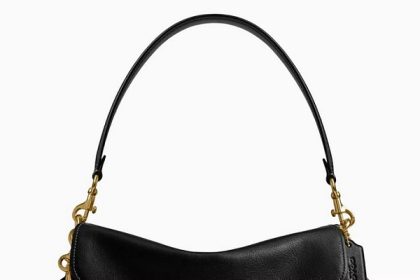 THE TABBY BY COACH حقيبة هذا العام