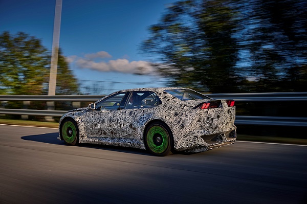 Heart of Joy BMW Vision أقصى اختبار للتحمّل و تجربة قيادة مميزة 