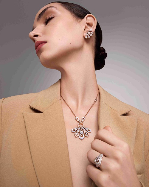 بيجوكيوBijouQ تكشف تحفة جديدة وجريئة