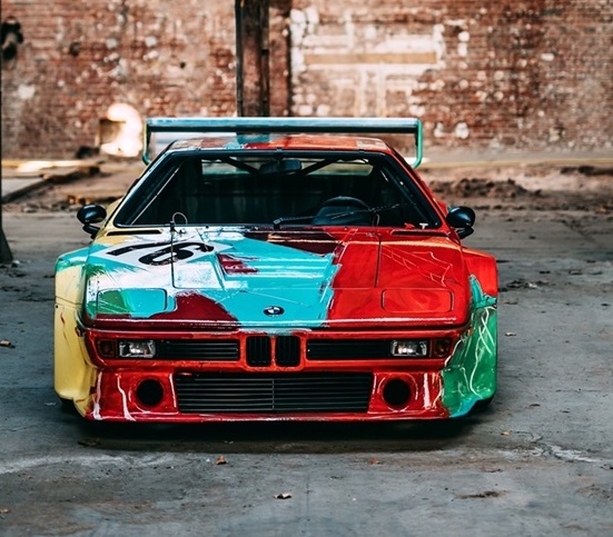 BMW M1 Art الشهيرة للفنان آندي وارهول ضمن فعاليات آرت دبي 2025 2 BMW M1 Art الشهيرة للفنان آندي وارهول ضمن فعاليات آرت دبي 2025