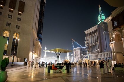 جبل عمر مكة ممشى العنوان الذي يوفر وصولًا مباشرًا ومريحًا إلى المسجد الحرام