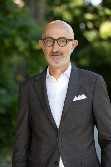 فرانسوا دوسار الرئيس التنفيذي لمنتجع أوتيل رويال إيفيان ريزورت