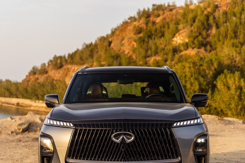 انفينيتي QX80 بطل الصيف الذي لا يقهر