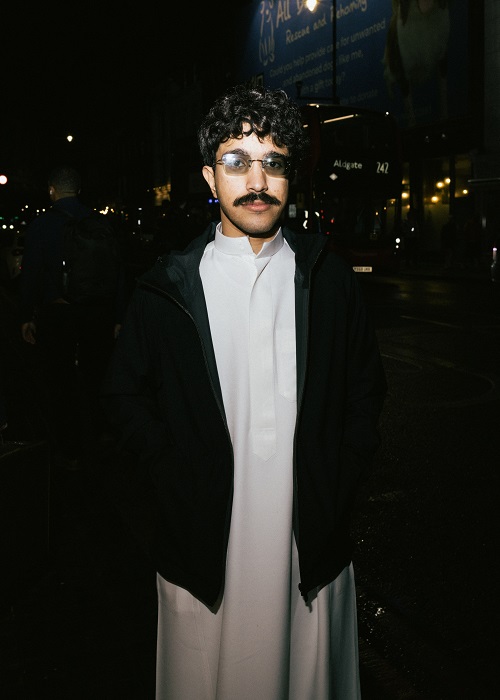 يزيد فهد الفنان السعودي يأسر القلوب بأغنيته الجديدة مالي