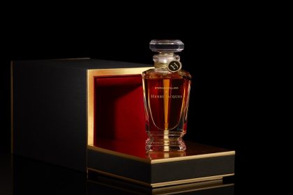 عطر ستيفان رولان وهنري جاك حين تلتقي الأزياء الراقية بروح العطور الفاخرة