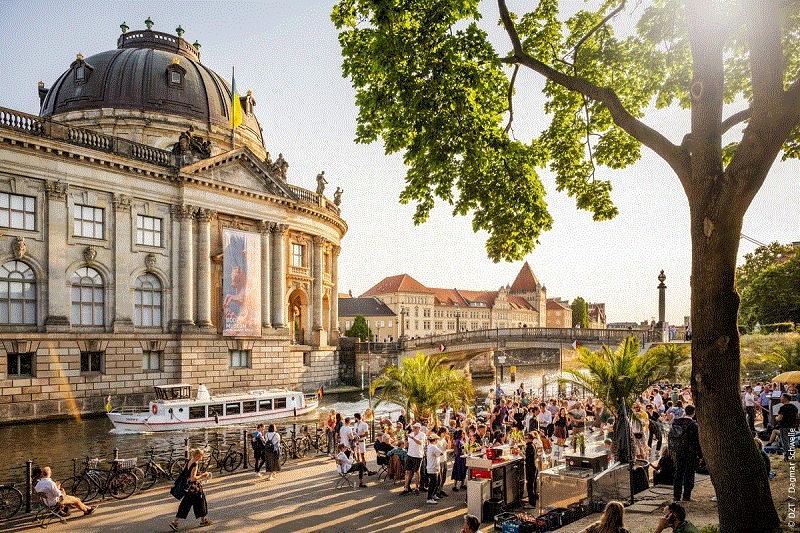 اكتشفوا سحر ألمانيا الثقافي في 2025 من باخ إلى حكايات غريم