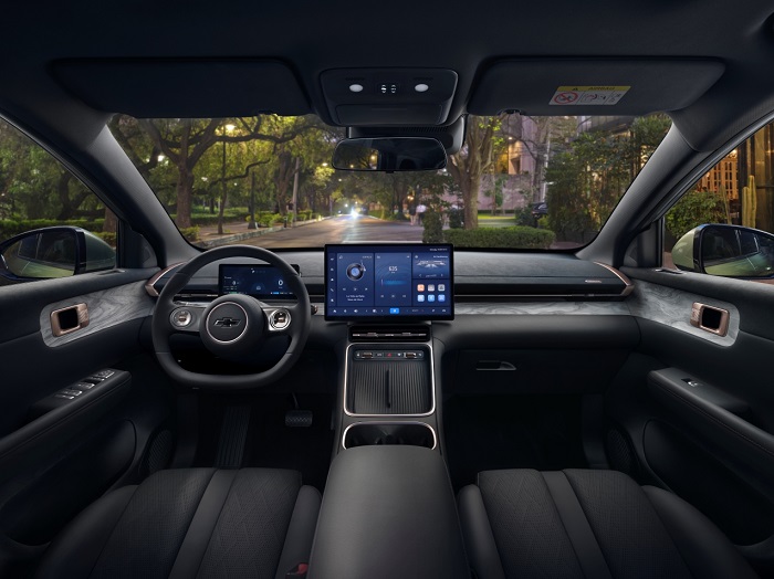 شيفروليه كابتيفا الجديدة 3 وجوه لسيارة واحدة دليلك لاختيار النسخة التي تناسبك تماماً