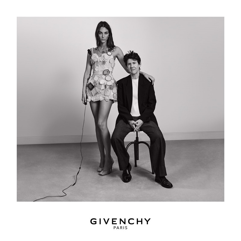 جيڤنشي خريف 2025 بداية عهد سارة بورتون