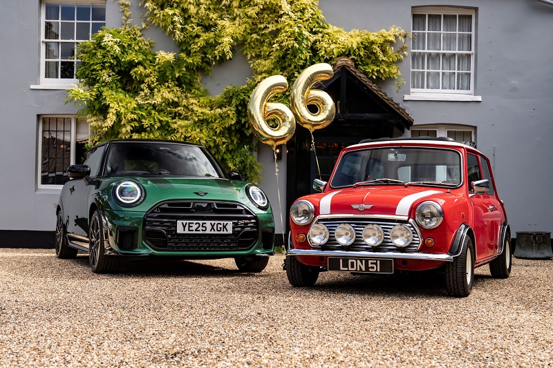 MINI الأسطورية  66 عامًا من التألق في قلوب عشاق السيارات