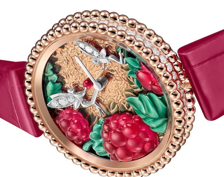 فان كليف أند آربلز تكشف عن ساعات بيرليه فروي أنشانتيه: تحفة فنية من التوت الثمين