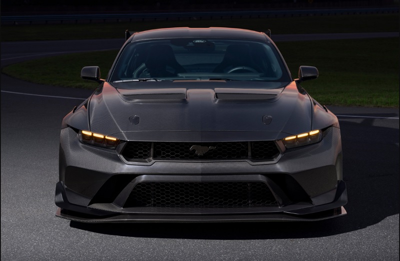 موستانج GTD ليكويد كاربون أيقونة جديدة بهيكل من ألياف الكربون