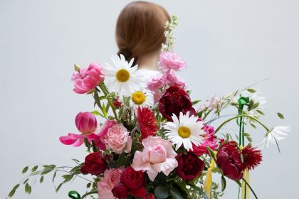 ليوم زفاف أسطوري إليكِ أبرز الاتجاهات لزهور الأعراس في 26