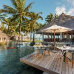 الجزر مقابل صخب المدن لماذا منتجعات كونستانس تقدم لك الهدوء الذي تستحقه