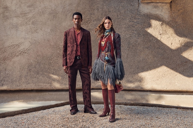 Etro FW25/26 سحر المستقبل البدائي