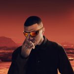 نظارات كيليان مبابي الجديدة من أوكلي تصميم مستقبلي بإمضاء الأسطورة