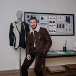 ديفيد بيكهام وبوس يحتفلان بمجموعة الخريف والشتاء 2025