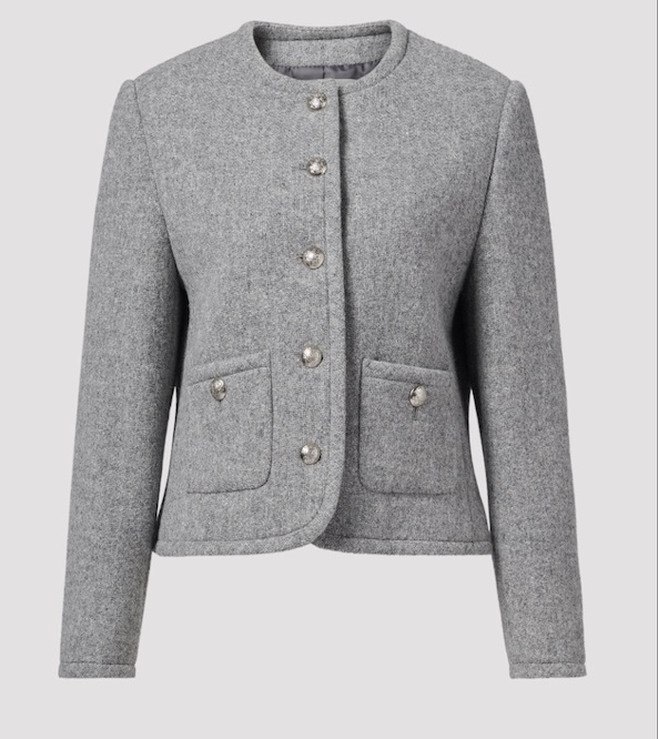 مفضلات العودة إلى العمل  من مزي صوفي بالتعاون مع Fabric of Society