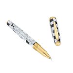 فيرساتْشه تشيكربورد حيث يلتقي التراث بالموضة في أناقة قلم