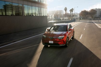 VinFast VF 8 الأناقة الكهربائية لرواد الأعمال