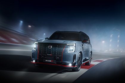 وحش الطرقات بقلب متطور تجمع بين إرث الحلبات وثورة التعليق الهوائي