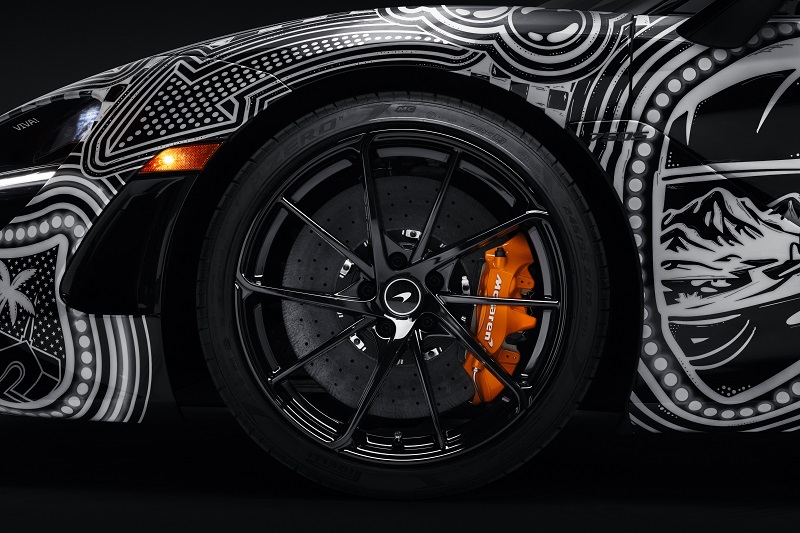 Project VIVA by MSO تحفة فنية مستوحاة من أضواء لاس فيغاس وتراث ماكلارين