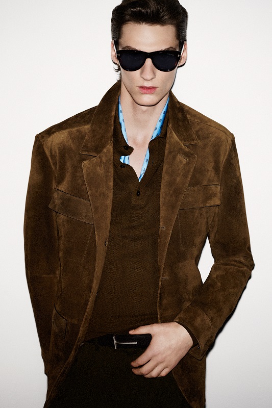 أناقة توم فورد فلسفة الموضة التي تتجاوزالحدود وتتنبأ بالمستقبل