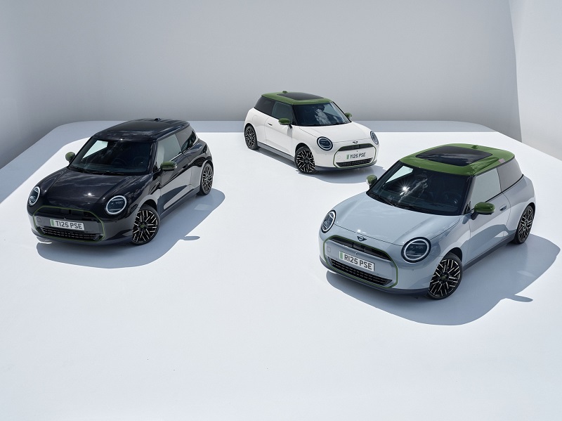  MINI Paul Smith Edition أيقونة بريطانية بلمسة عصرية تُبهر العالم