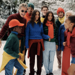 Tommy Hilfiger تحتفل بموسم الأعياد مع JISOO أناقة بريبي متجددة