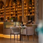 أورمي أوستيريا رحلة إلى قلب إيطاليا في فندق بالاس دبي كريك هاربر