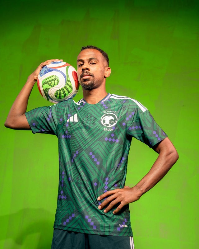 أطقم منتخبات السعودية وقطر والإمارات والجزائر لكأس العالم FIFA 2026™