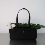 AIMÉE MOREAU من الإمارات إلى العالمية