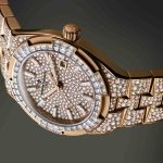 فاشرون كونستانتان تطلق نسختين من أوفرسيز المرصعتين بالكامل بالألماس