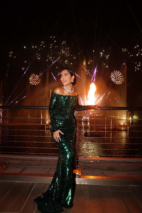 بلقيس تتألق بمجوهرات ميسيكا في حفل مبهر في اليوم الوطني الإماراتي 54