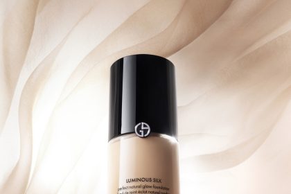 فاونديشن لومينوس سيلك من جورجيو أرماني