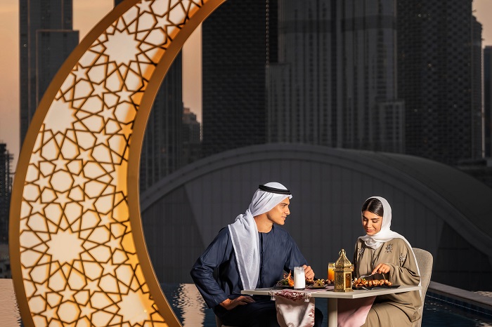 تجربة رمضانية استثنائية الإفطار والسحور في فنادق العنوان وبالاس دبي