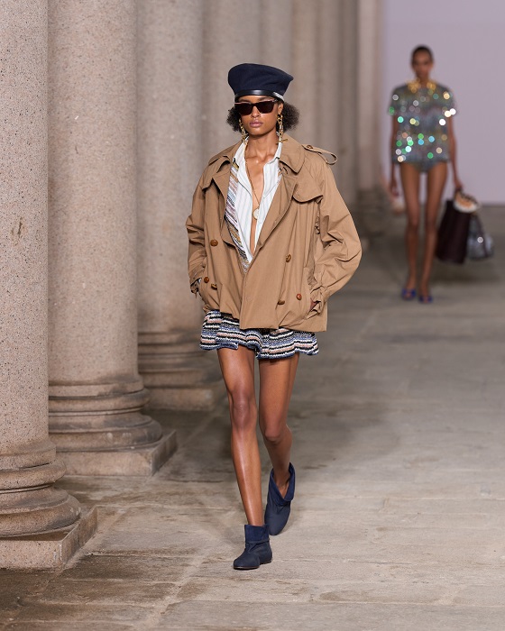 مجموعة ميزوني لربيع وصيف 2026 إعادة تعريف السترة الكلاسيكية بلمسة عصرية 3 مجموعة ميزوني لربيع وصيف 2026 إعادة تعريف السترة الكلاسيكية بلمسة عصرية