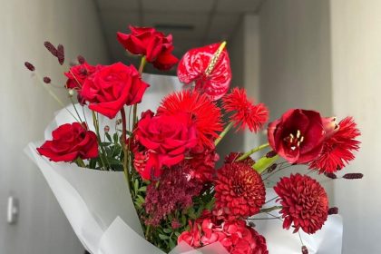 20 فكرة لهدايا عيد الحب 2026: دليلك الشامل لإبهار من تحب