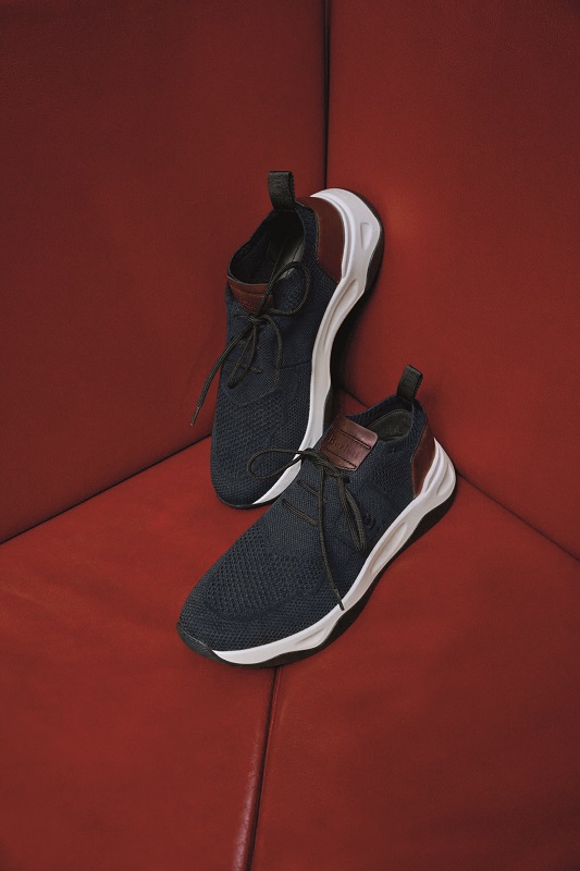 بيرلوتي تكشف عن حذاء سنيكر قمة الأناقة والابتكار في عالم الأحذية