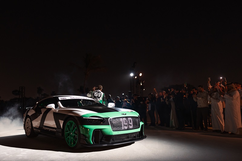 أستون مارتن 2026 حقبة جديدة من الفخامة والأداء العالي