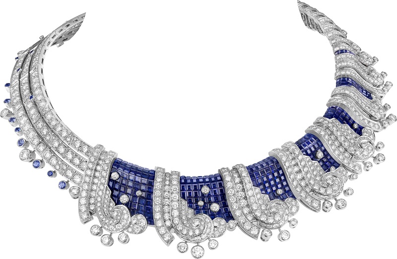 3_BP_GROUP_0360-sRGB استكشف سحر مجموعة تريجر آيلند من فان كليف أند آربلز