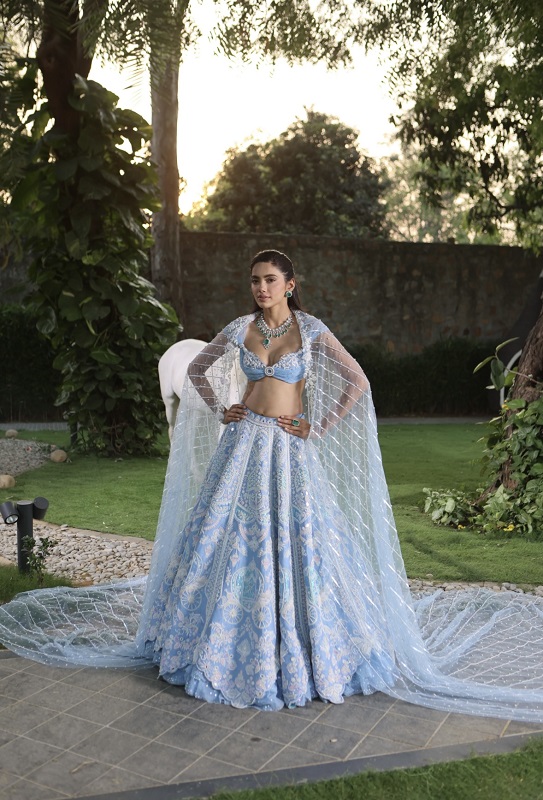 ريانتاز سحر الأزياء الراقية Promised Moonlight الساحرة