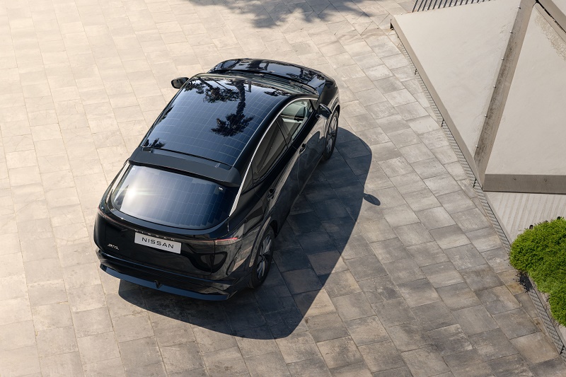 نيسان أريا الشمسية ثورة جديدة تشحن نفسها بالطاقة وداعاً لمحطات الشحن