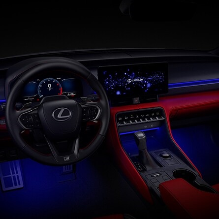 لكزس IS350 الجديدة أداء رياضي وتصميم يخطف الأنظار