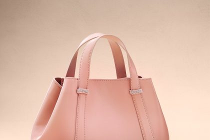 حقيبة إيتينيرا من بيسيريكو: أيقونة الأناقة العملية لموسم ربيع وصيف 2026