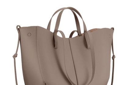 حقيبة Cyme Tote من Polène لربيع 2026 أناقة عملية بتصميم متجدد