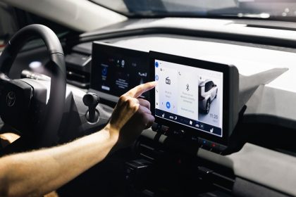 تويوتا راف 4 2026 مواصفات ثورية وتصميم يسرق الأنظار